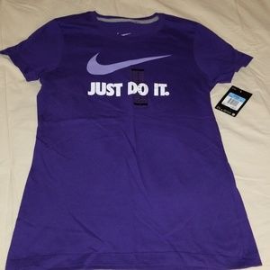 Womens Nike Tee Shirt